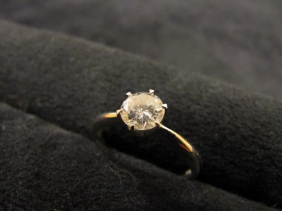 ダイヤモンドの指輪を買取ります！（金、プラチナ、貴金属、リング、買取、津山市）