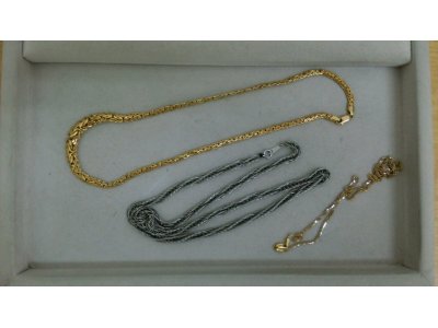 K18ネックレス買取しました。質岡崎質屋岡崎市貴金属ジュエリー金プラチナダイヤモンド時計ロレックスオメガブランドバックルイヴィトンシャネルエルメス携帯スマートフォン商品券株主優待券図書カードクオカードのお買取は地域No.1安心高価買取&質の大黒屋質岡崎店にお任せ下さい。