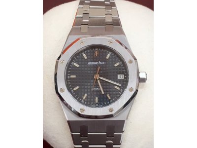 ロレックス、オメガ、カルティエ、シャネル、エルメス、ヴィトン、金プラチナ、金券チケット、高価買取!大黒屋茅ヶ崎エメロード店