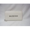 バレンシアガ 505052 ラウンドファスナー長財布お買取させていただきました。