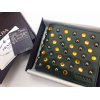 PRADA プラダ 二つ折り財布 サフィアーノメタル エメラルドカラー ギャラ 箱 未使用品 高価 買取 させて頂きました！貴金属 金 プラチナ ジュエリー 時計 ブランドバックのお買取は 地域No.1 安心買取 世田谷区 大黒屋 用賀北口店にお任せ下さい！