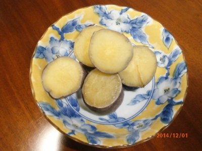 茨城産の紫芋をいただきました。