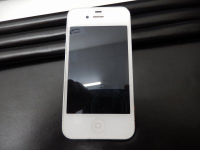 iPhone４Sをお買取り！まだまだ元気なiPhoneを売るなら大吉鶴見店です！！