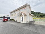 県道沿いの店舗兼住宅