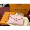♪新作商品!!是非お売りください♪　【LOUIS　VUITTON　ルイ・ヴィトン　M62428　ポルトフォイユ・ヴィクトリーヌ　ローズバレリーヌ　ヴェルニ　新作　新品】高価買取させて頂きました!!　最近コンパクト財布もジワジワ人気を取り戻しており…お持込も多くなってきております。　ファスナー付長財布・ラウンドファスナー型・コンパクトタイプ…お財布類高価買取致します!!