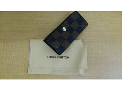 ルイヴィトンダミエミュルティクレ４（N62631)買取しました。質岡崎質屋岡崎市貴金属ジュエリー金プラチナダイヤモンド時計ロレックスオメガブランドバックルイヴィトンシャネルエルメス携帯スマートフォン商品券株主優待券図書カードクオカードのお買取は地域No1安心高価買取＆質の大黒屋質岡崎店にお任せ下さい。