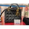 ♪人気ブランド高価買取♪　【ChristianDior　クリスチャン・ディオール　レディディオール　2WAY　ハンドバッグ　中古品】高価買取させて頂きました!!　横須賀・久里浜・野比・ハイランド・浦賀・久比里・佐原・舟倉・衣笠・長沢・三浦海岸・三崎口・三浦半島・林・武など各地域からたくさんご利用頂いております(^-^)!!