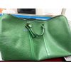 ☆ブランドバッグ買取強化中☆　【LOUIS VUITTON　ルイ・ヴィトン　M42954　キーポル55　ボルネオ・グリーン　エピ　旅行バッグ　ボストンバッグ】高価買取させて頂きました!!　20年30年前のお品物も問題なく高価買取(^-^)!!　ヴィトン・エルメス・シャネル・グッチ・フェンディ・セリーヌ・ディオールなどなどヴィンテージバッグやヴィンテージアクセサリー・アンティーク腕時計などなどプロの買取鑑定査定士にお任せください!!