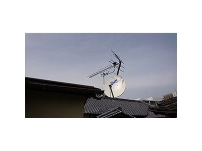 糸島市から福岡市の西区にアンテナ取り付け工事です。