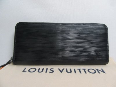 ルイ・ヴィトン モノグラム ポルトフォイユ・クレマンスをお買取りさせていただきました。
