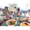 ザベランダでの朝食