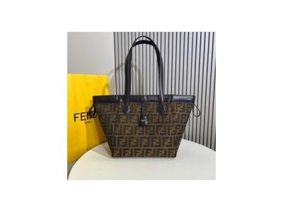 FENDI トートバッグ 革 ロゴ Origami シリーズ 3種サイズ 最新作 FFロゴ モノグラム フェンディ