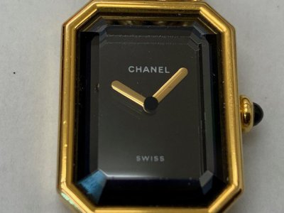 シャネル　プルミエール　クオーツ腕時計　不動でしたが高価買取りさせて頂きました。　電池切れ腕時計はそのままお持ち下さい！