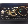 【K18YG　750　K21.6　金貨　ドスペソ　コイン　ネックレス　PT　プラチナ　PT850　PT900　ダイヤモンドネックレス　アクアマリンリング　ターコイズイヤリング　などなど多数】お買取させて頂きました!!　年末年始は何かとお金がかかる季節でございます。　ご不用品を賢く高く売却して、良い年越しを過ごしてください(^-^)!!　ブランド品リサイクル　高価買取　大黒屋　京急久里浜駅前店☆