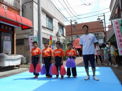 舎人団地前商店街の感謝祭にて