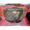 ♪3月START♪　【LOUIS　VUITTON　ルイ・ヴィトン　M43644　バムバッグ　モノグラム　ボディバッグ　ショルダーバッグ　中古品】高価買取させて頂きました!!　2月もあっという間でしたが沢山のお客様にご来店頂き、売却して頂きました(^-^)!!　3月もどうぞ久里浜の大黒屋へを宜しくお願い致します!!