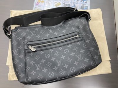 ルイヴィトン M44223 オディセメッセンジャーPMご売却頂きました。