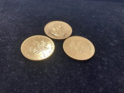 金（ゴールド）カナダメイプルリーフ金貨 ご売却頂きました。