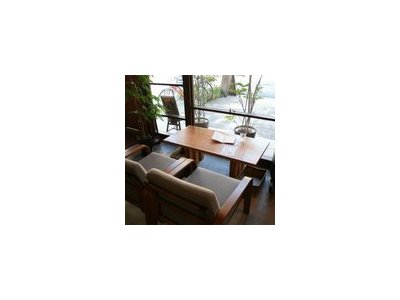 カフェで読書