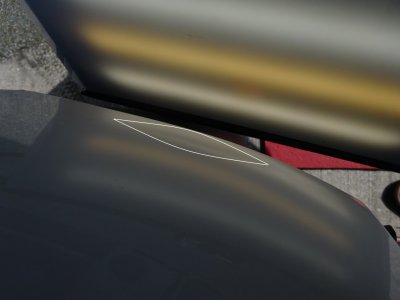 福岡県田川郡にて、『トヨタ ファンカーゴ』 左フロントフェンダーのへこみを修理しました。福岡 板金塗装