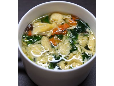 野菜とたまごのスープ