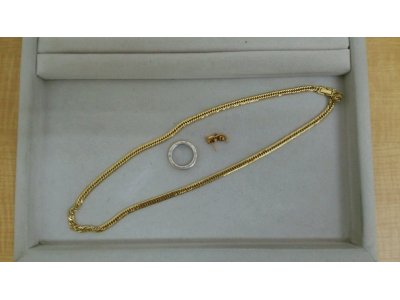 K18ネックレス買取しました。質岡崎質屋岡崎市貴金属ジュエリー金プラチナダイヤモンド時計ロレックスオメガブランドバックルイヴィトンシャネルエルメス携帯スマートフォン商品券株主優待券図書カードクオカードのお買取は地域No.1安心高価買取&質の大黒屋質岡崎店にお任せ下さい。