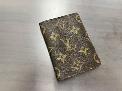 ルイヴィトン M66541 ポルトカルト・パス ヴェルティカル ご売却頂きました。