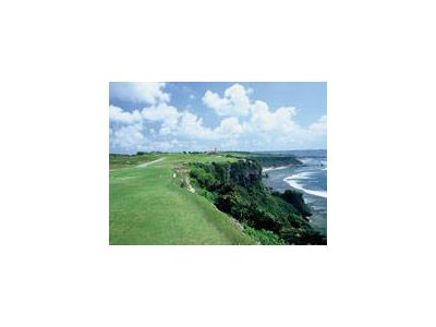 一度は行ってみたい沖縄ゴルフコース！