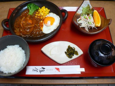 ハンバーグ定食