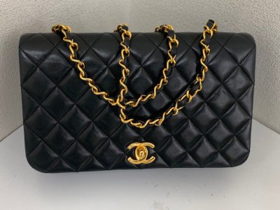 CHANEL  シャネル　チェーンショルダーバッグ　高価買取させて頂きました　　ＪＲ東日本　株主優待券　3300円で販売中　金町北口店限定　　取り置き、通信販売、番号通知　ご相談可能ですのでお電話下さい