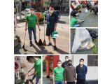 博多祇園町商店会　会員の町内清掃活動