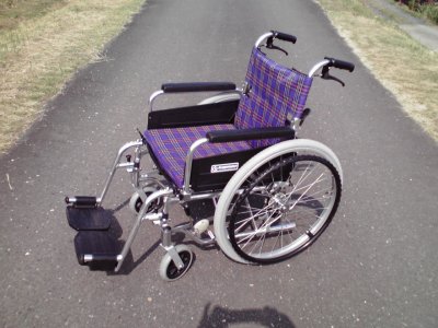 自立式車椅子 