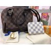 ☆ダミエ・アズール高価買取☆　【LOUIS VUITTON　ルイ・ヴィトン　N41221　アルマBB　ダミエ・エベヌ　N63069　ジッピーコインパース　ダミエ・アズール　共に未使用レベルの美中古品】高価買取させて頂きました!!　やはりヴィトンは強いです!!　安定の高価買取が可能です☆　お使いになられないヴィトン製品は古くても、最新モデルでも高価買取させて頂きます(^-^)