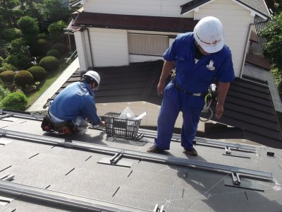 弊社工事部の社員宅に太陽光を設置しました。