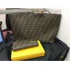 【FENDI　フェンディ　８ＢＨ１９８　ズッカ柄　PVC　ショッピングロール　トートバッグ　＆　ズッカ柄　ラウンドファスナー長財布】お買取させて頂きました!!　フェンディも高価買取!!　最近のフェンディはデザインも一新されてとても可愛いです!!　評価もうなぎのぼりですので是非ご不用品は大黒屋　京急久里浜駅前店へ!!