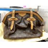 ☆ヴィトンお任せ下さい☆　【LOUIS VUITTON　ルイ・ヴィトン　M40144　ティボリGM　モノグラム　ヴィンテージ　中古品】高価買取させて頂きました!!　モノグラム・ダミエ・アズール・グラフィット・エクリプス・マルチカラー・ヴェルニ・タイガ・エピ・などなどお任せください!!