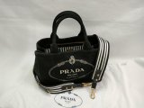 大黒屋 秦野店です。 1月8日(月） 本日も皆様のご来店、心よりお待ちしております！  【PRADA　カナパ】  ブランド時計 ・ブランドバッグ 中古品 買取強化中！！