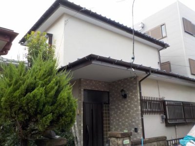 雨樋取り換えと塗装工事川越市 コスモスペイントの塗り替え