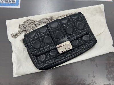 クリスチャンディオール ショルダーバッグ ご売却いただきました。