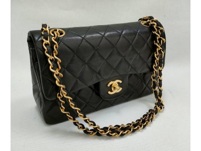 大黒屋 秦野店です。 5月27日(土) 本日も皆様のご来店、心よりお待ちしております! 【CHANEL シャネル マトラッセ チェーンショルダー】 ブランドバッグ ・ブランド時計 中古品 買取強化中!!