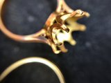 壊れたリング買取しています。