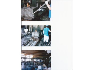 本小松石弊社取引工場　墓石本小松石　小松石価格のアイシン　小松石原石小割り　小松価格