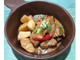 豚肉のココナッツミルク煮/ Adobong baboy sa gata