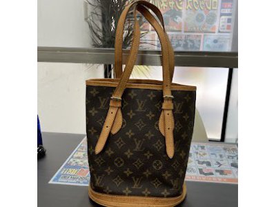 ルイヴィトン M42238 バケットPM ご売却いただきました。