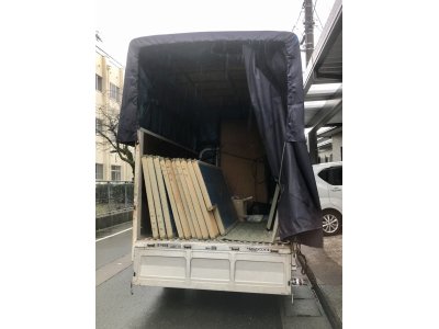 雨の日も頑張ってます!!