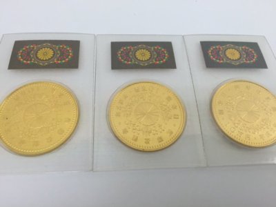 天皇陛下御即位記念10万円金貨 お買取りさせて頂きました。
