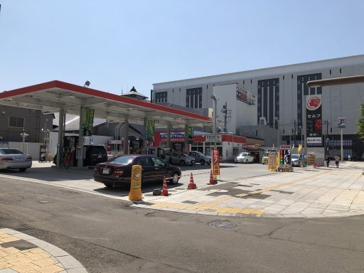 ニコニコレンタカー札幌南5条店