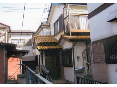 塗装工事埼玉県、入間市コスモスペイントの外部の修理と屋根瓦塗装