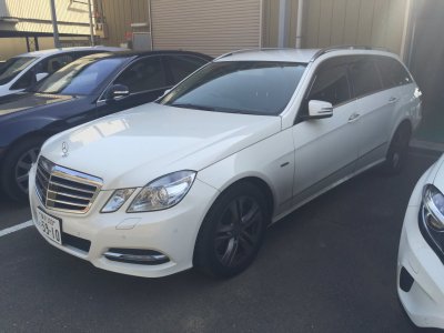 ベンツE350アバンギャルド（W212）ステーションワゴンレンタカー在庫ございます！！！